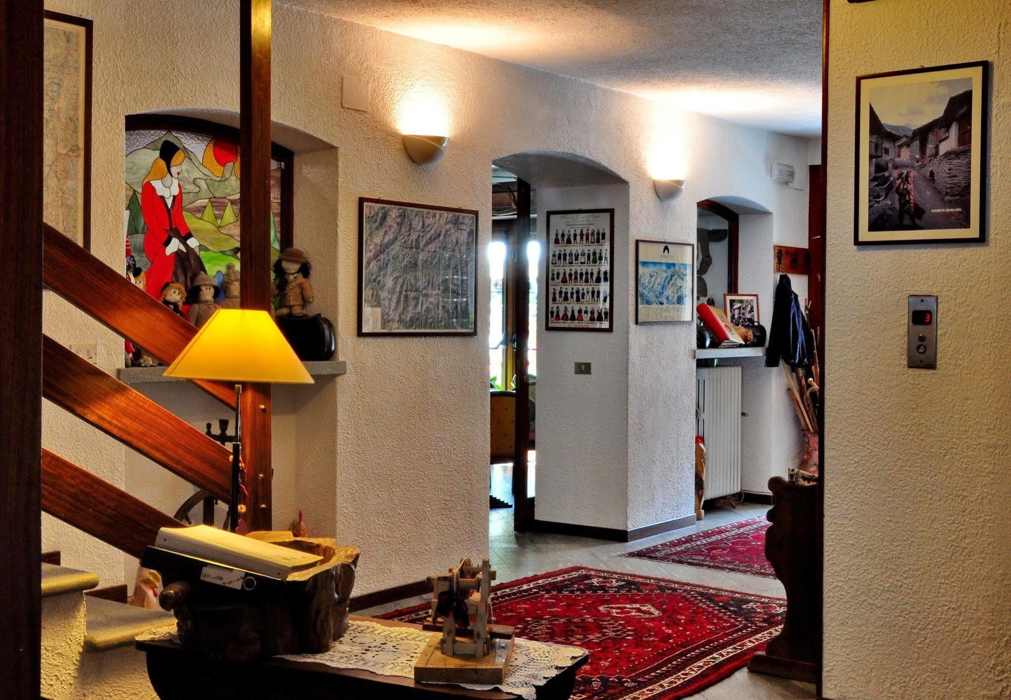 Hotel Berthod Courmayeur Zewnętrze zdjęcie